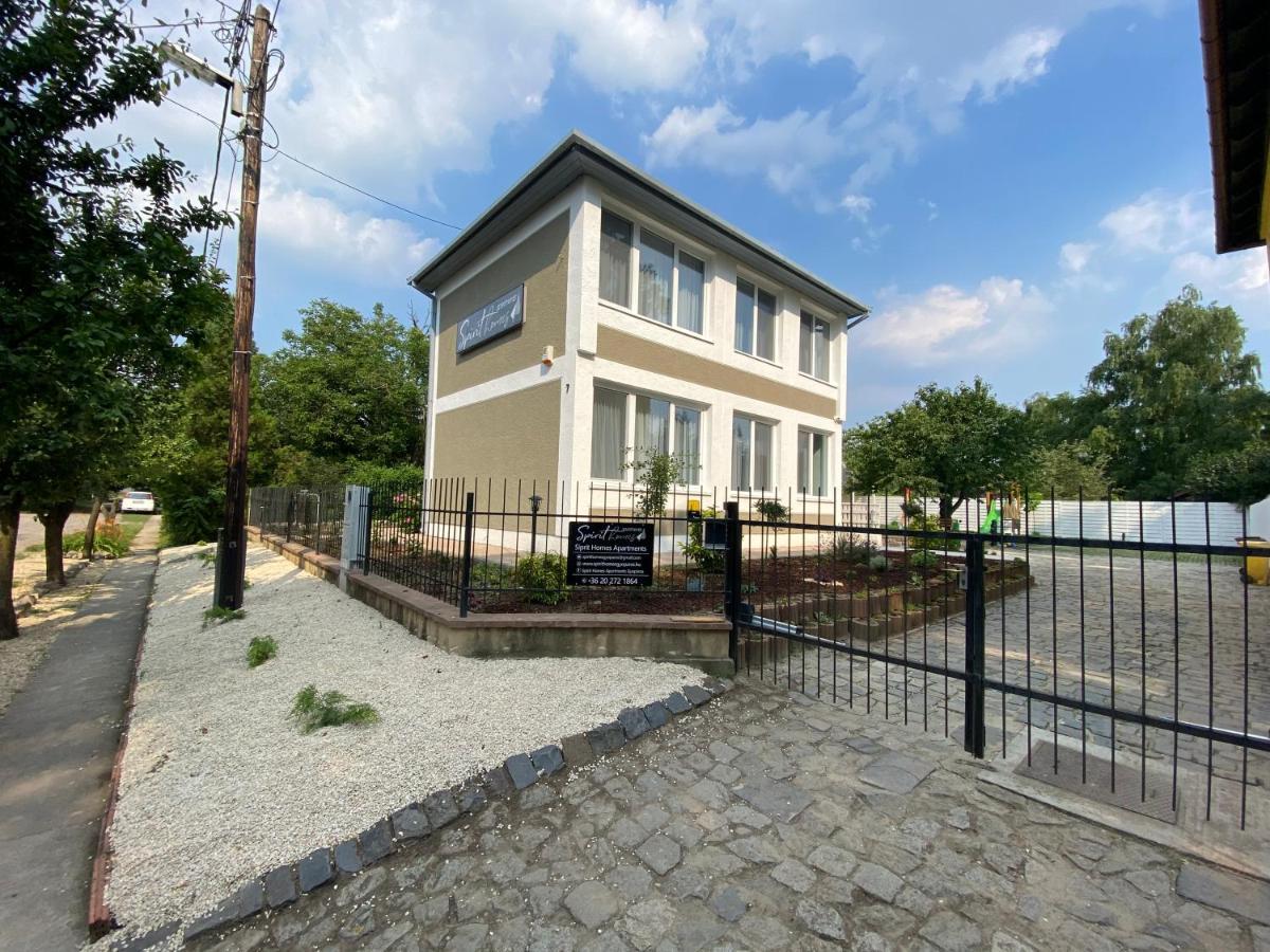 Spirit Homes Apartments 欧罗什哈佐 外观 照片