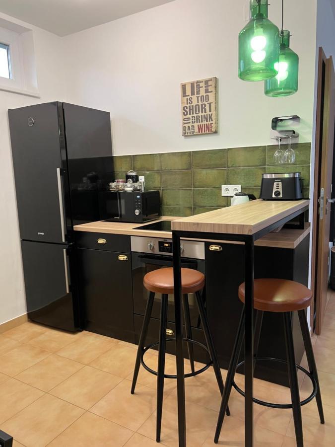 Spirit Homes Apartments 欧罗什哈佐 外观 照片