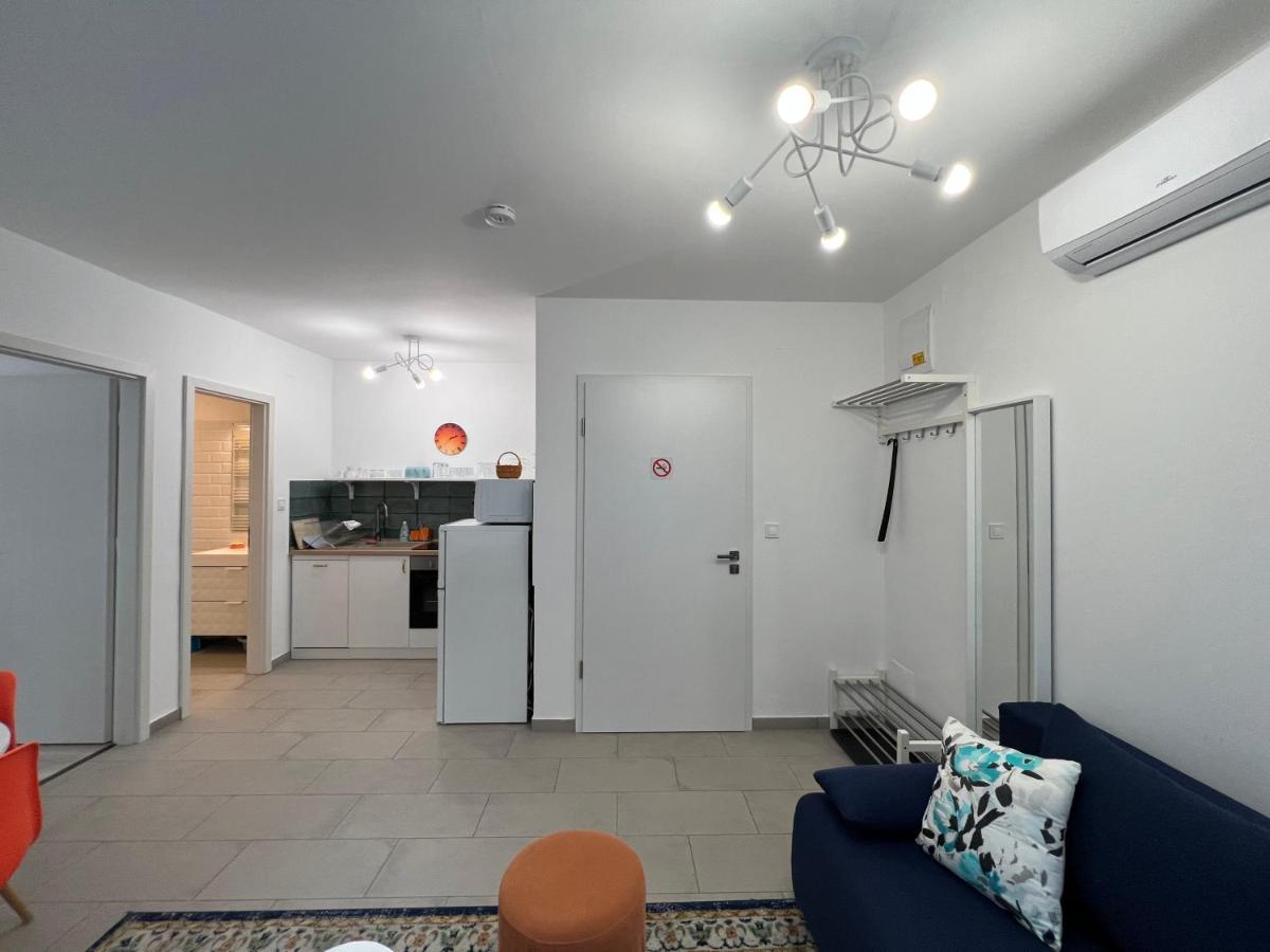 Spirit Homes Apartments 欧罗什哈佐 外观 照片