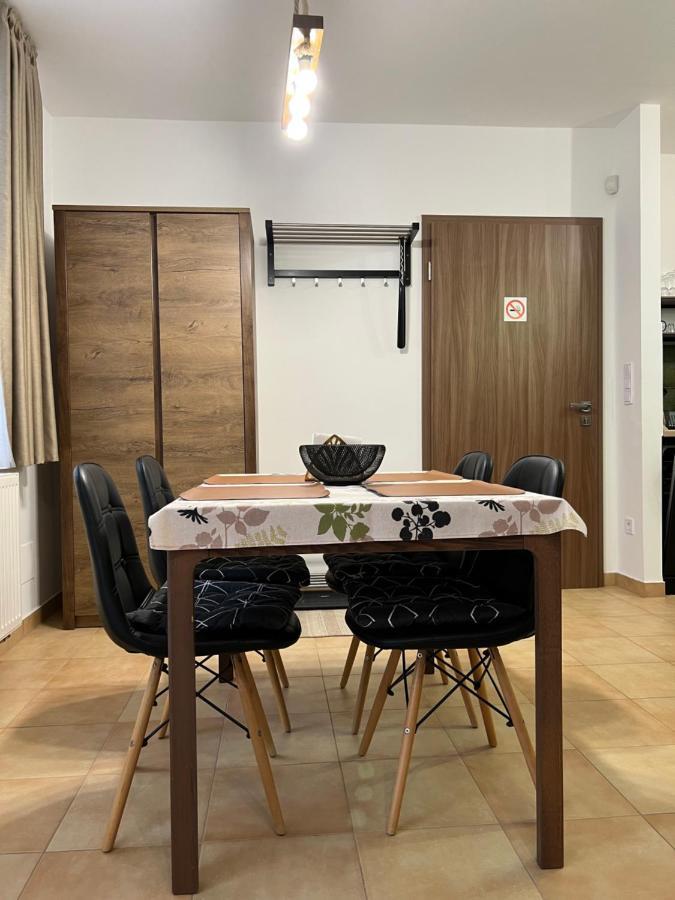 Spirit Homes Apartments 欧罗什哈佐 外观 照片